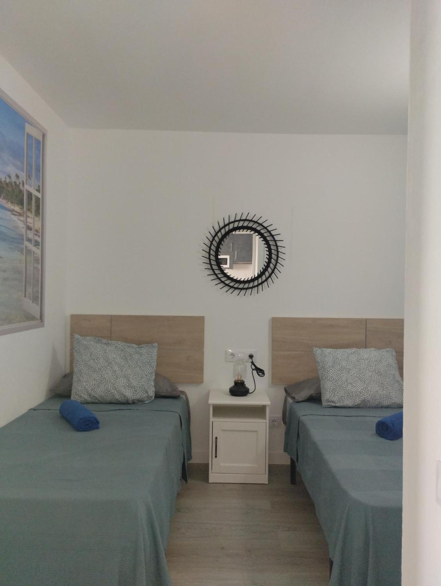 Apartamentos Ch 2 サロウ エクステリア 写真